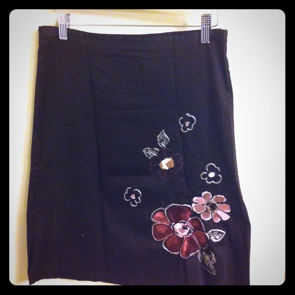 Below the knee dark brown skirt by Speechless