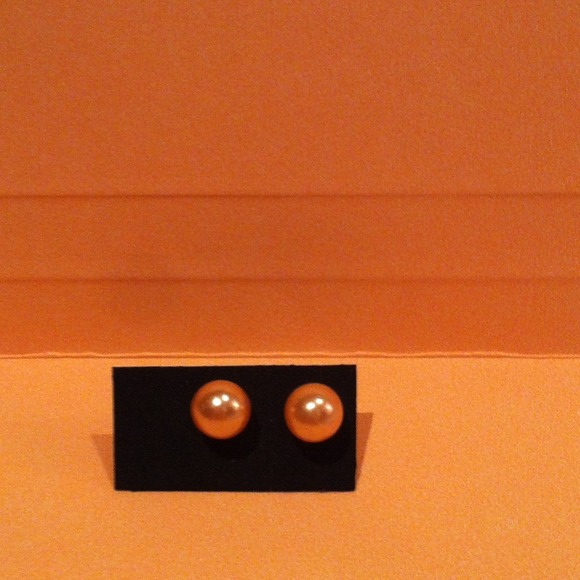 Orange pearl earrings