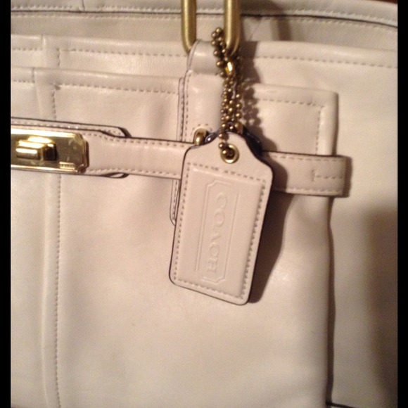 Handbag ( SOLD) - Picture 2 of 3
