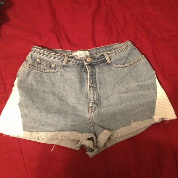 TRADED😍😍Vintage high waisted shorts