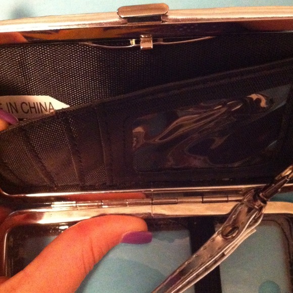 Wallet/ iPhone holder with wrist strap! - Picture 3 of 3