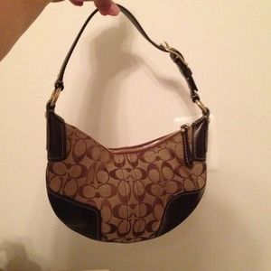 Coach shoulder bag never used