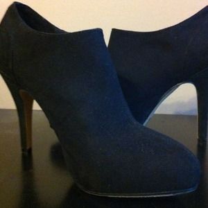 Black ankle boots. Size 7