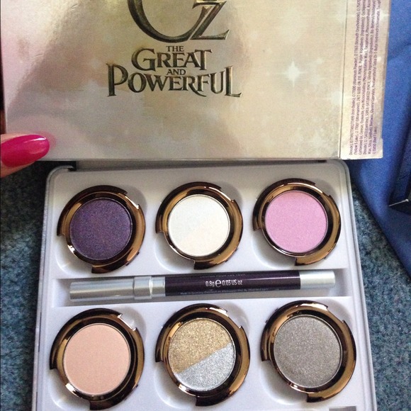 Urban decay Oz palette