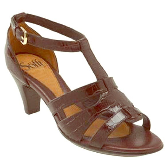 Sofft Shoes - Sofft t-strap black heels