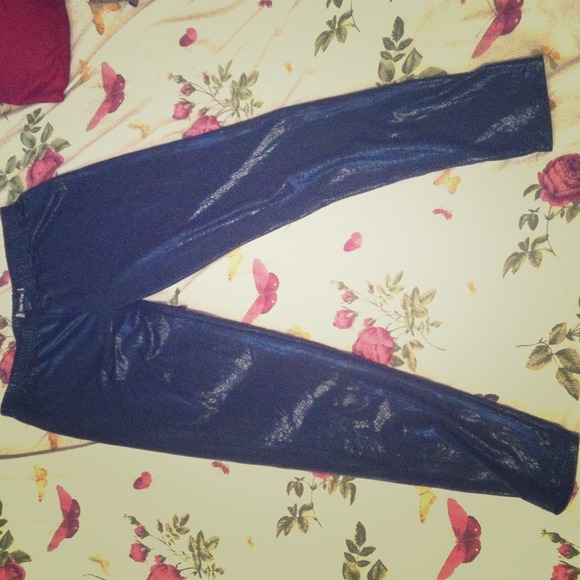 IMITATION SNAKE SKIN TIGHTS - Picture 1 of 4