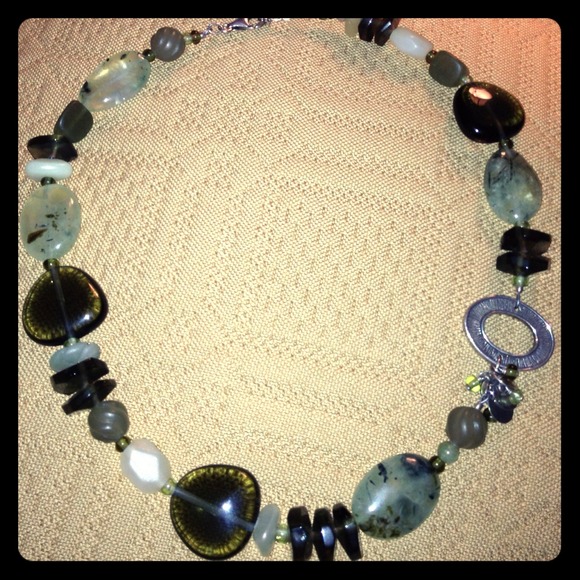 Beautiful Silpada necklace. Stone & sterling