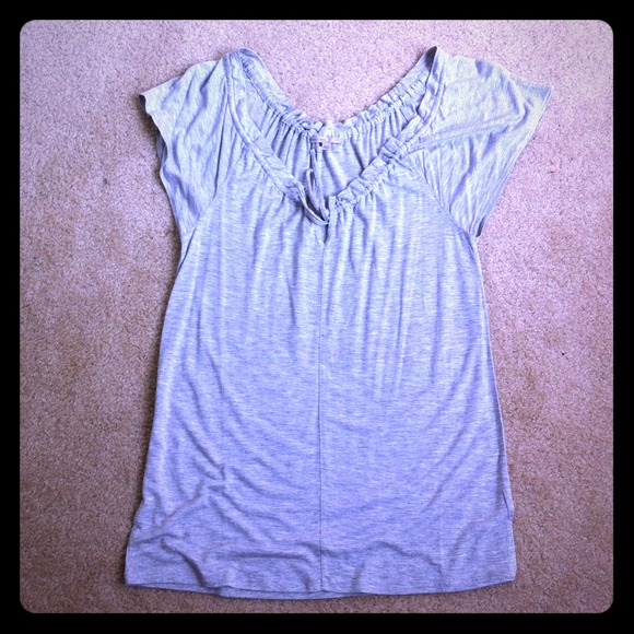 Grey Top - Picture 1 of 2