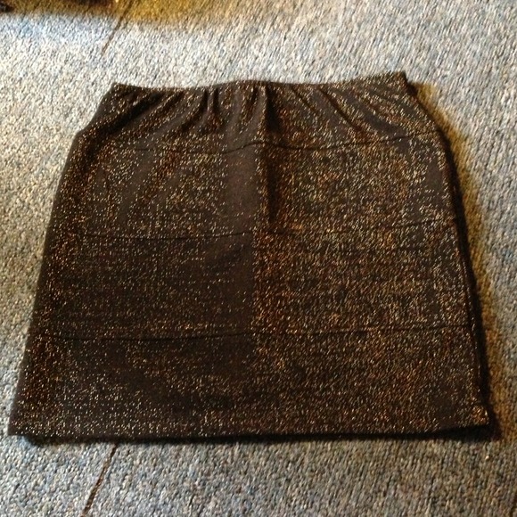 Black and gold shimmery bodycon skirt