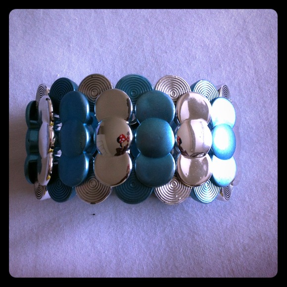 Braclet - Picture 1 of 3