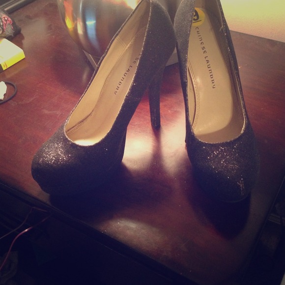 Black sparkly heels