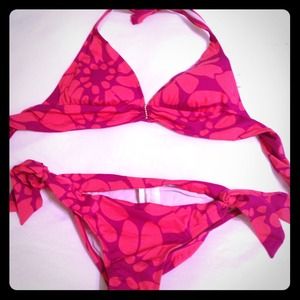 Perry Ellis girly pink and purple bikini