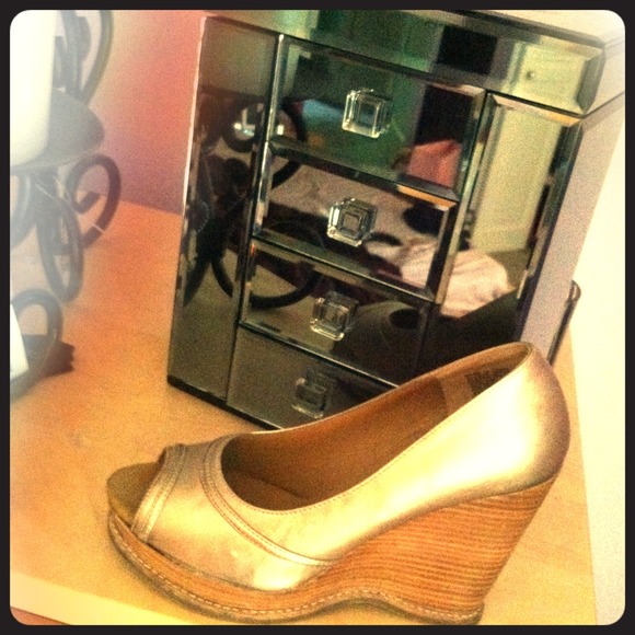 Bakers wedges