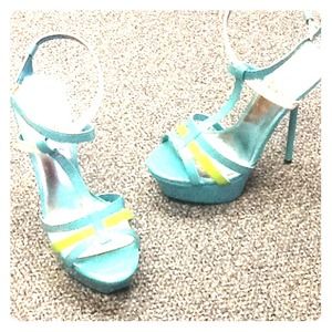 Open toe platform heels by shoe dazzle