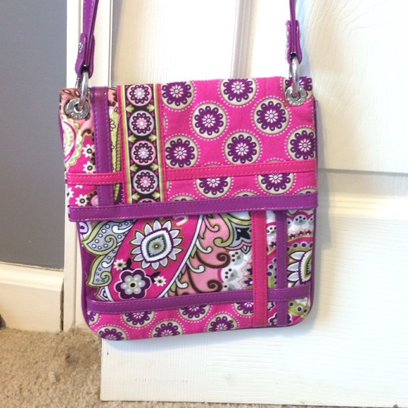 Vera Bradley frill hipster