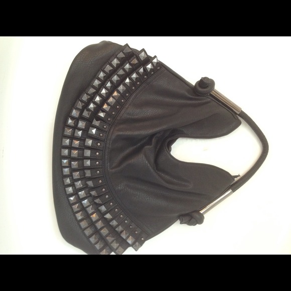 Hobo metal embossed purse 💗