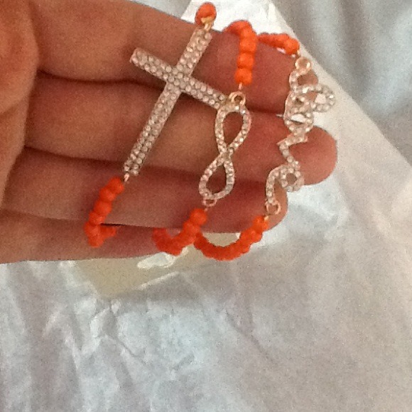Love cross in Infiniti Orange beaded bracelet - Picture 2 of 2