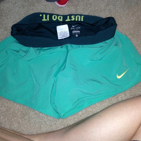 Dri fit Nike!🔴🔴🔴sold
