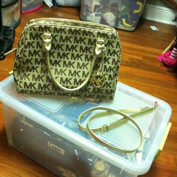 Authentic Michael kors satchel