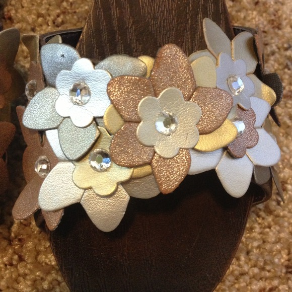 ⛔️SOLD⛔️ - Picture 2 of 3