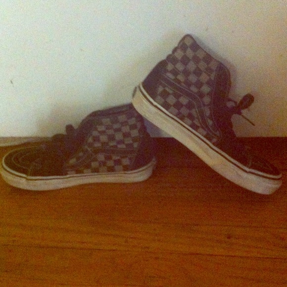 Vans hug top shoes!!