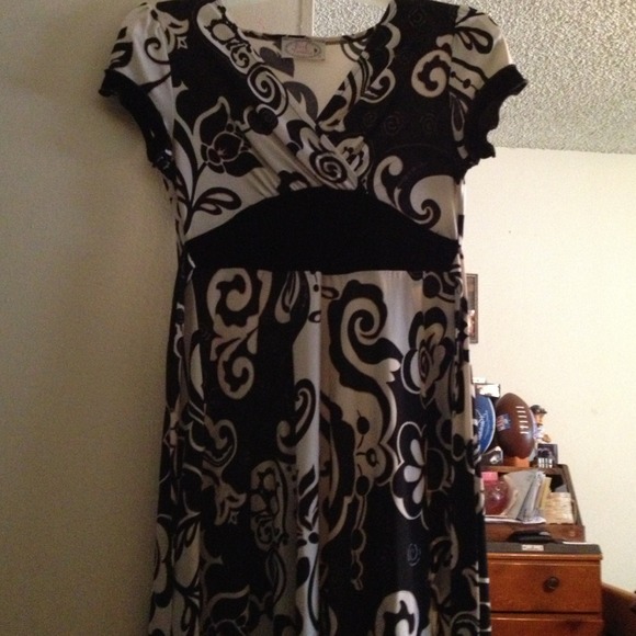 Black and white dress