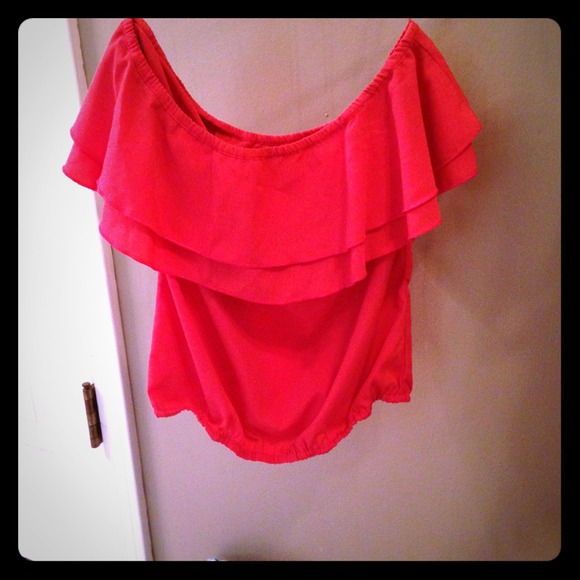 Coral top