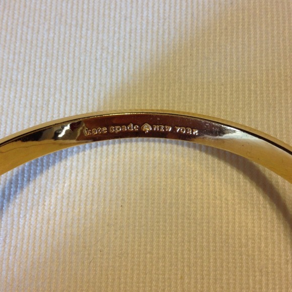 SOLD kate spade bow bracelet SOLD - Picture 2 of 2