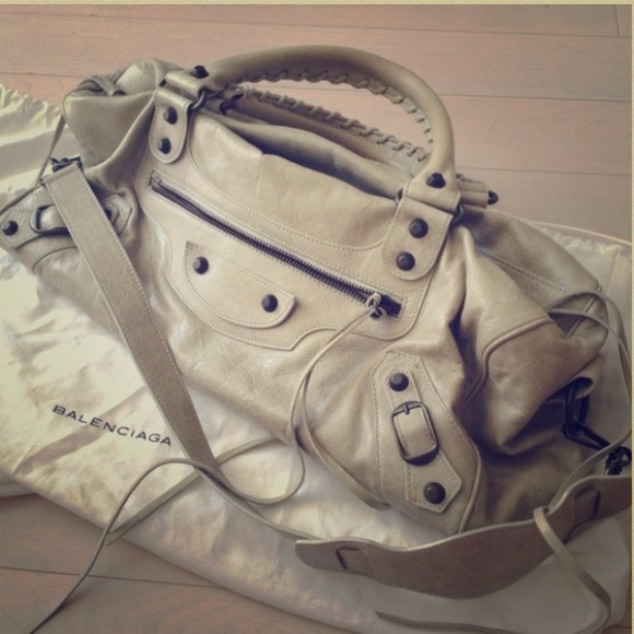 Balenciaga sandstone twiggy