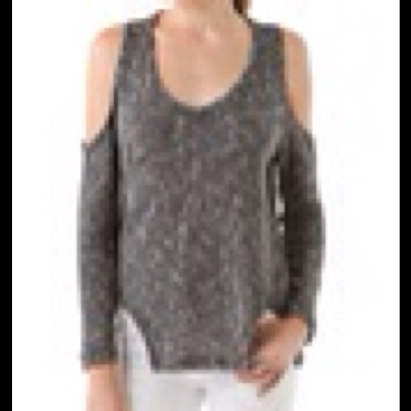 Carmen cut out sweater