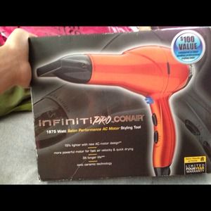 💢SMALL BUNDLE💢 Blow Dryer