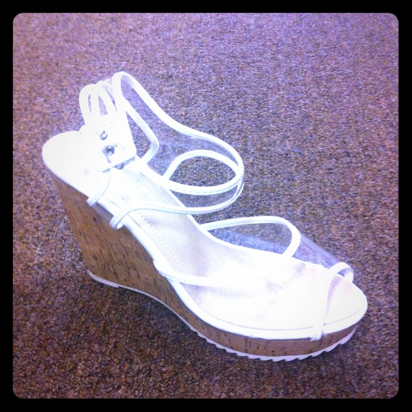 Brand new white and clean wedges