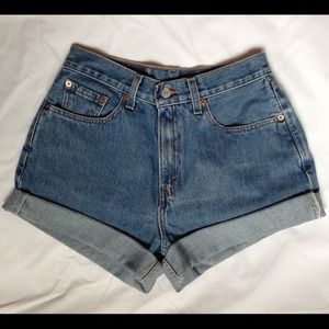 ⛔SOLD⛔ Blue denim high waisted shorts - size 6