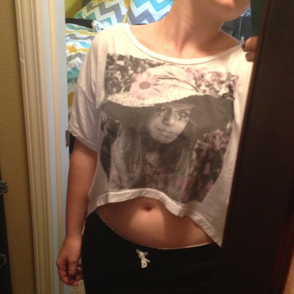 Crop top - Picture 2 of 2