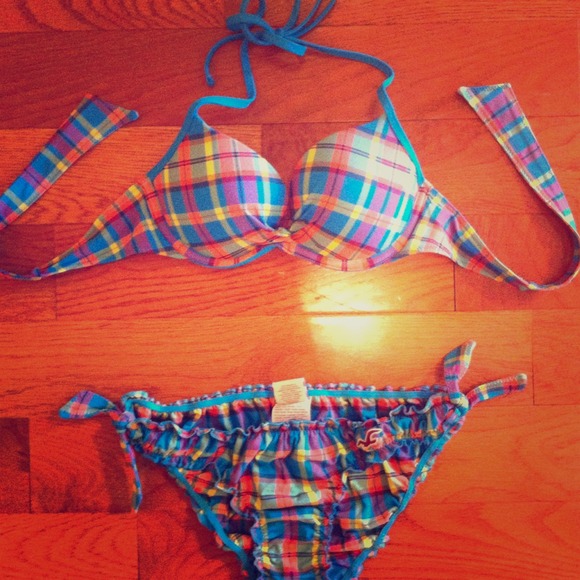 BUNDLE: Hollister and Abercrombie bikinis!