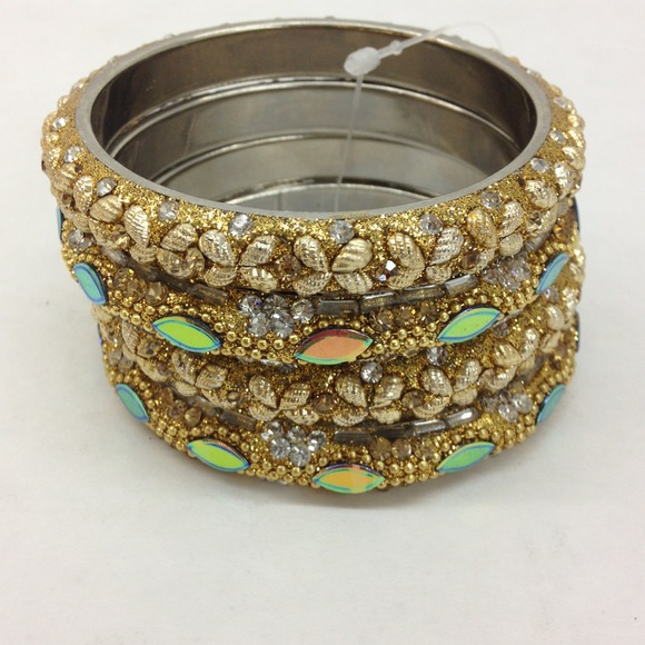 🎉SOLD IN BUNDLE🎉rosamariposa Gold Bangle Set - Picture 2 of 3