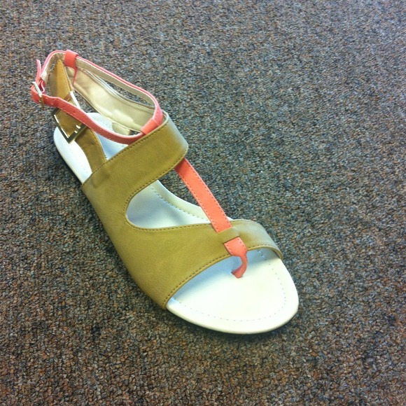 Beige and coral and beige and yellow