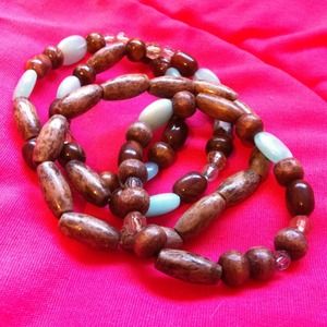 Wooden&blue bracelets💙