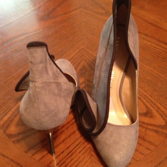 Paris Hilton Heels - Picture 3 of 4