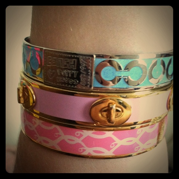 Coach poppy bangle