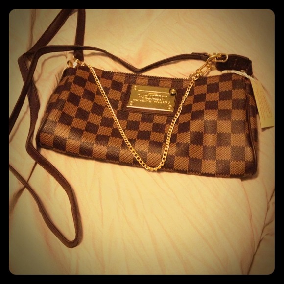 Handbags - 💝Reduced💝Cross body clutch