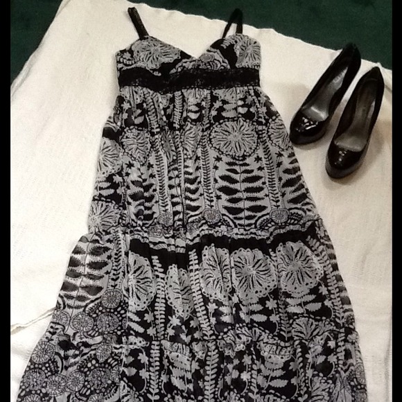 Black & white sun dress