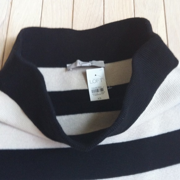 🎉HOST PICK 8/12!🎉 NWT Striped Knit Skirt - Picture 2 of 4