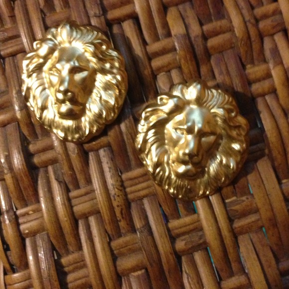 Earrings.