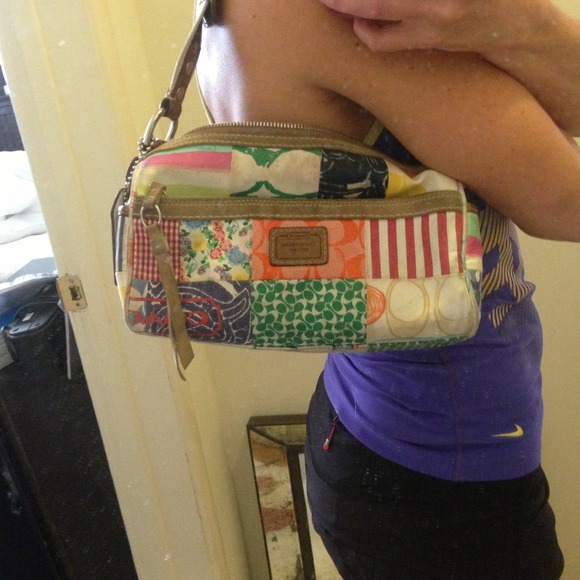 Authentic Coach Handbag - Picture 4 of 4