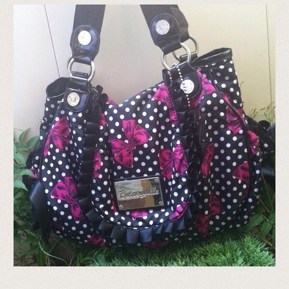 Betsey Johnson bow handbag