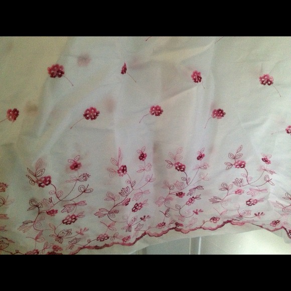 Handmade floral white dress - Picture 3 of 4