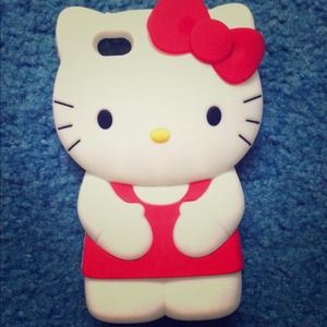 New iPhone 4 cases / bundle