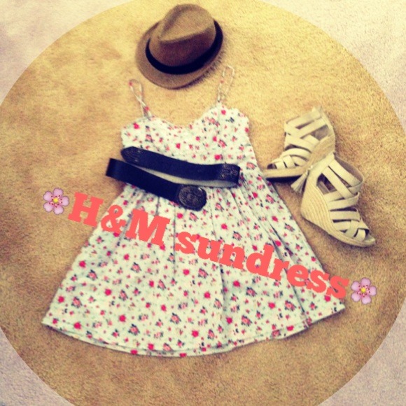 🚫SOLD🚫H&M floral sundress
