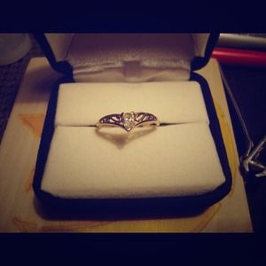 ******NOT AVAILABLE****10 Kt Qz Ring